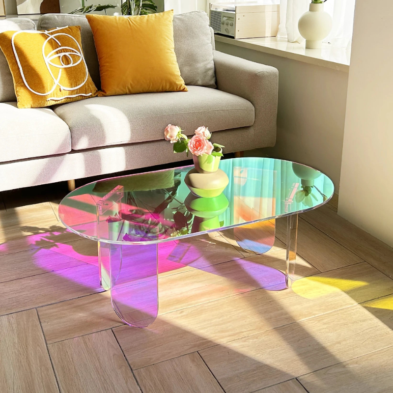 Table basse transparente polychromatique